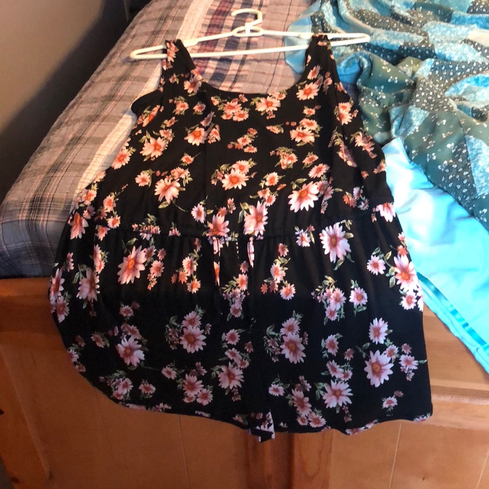 Floral Pront Romper - Picture 2 of 5